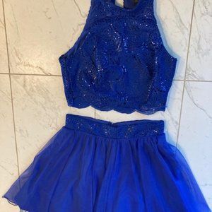 2-piece dress with sequin top and flouncy skirt